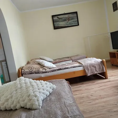 Zacisze Sokolec アパート *